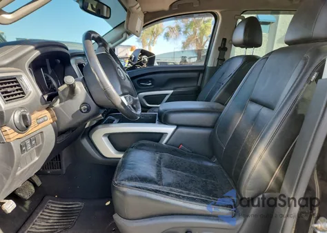2018 Nissan Titan Xd Sl z USA, uszkodzony, nr VIN 1N6AA1F45JN525400